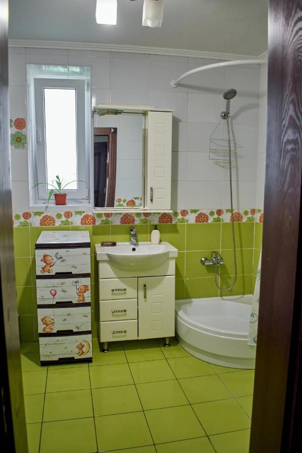 Vacation Home Lubov Kamianets-Podilskyi Exterior photo